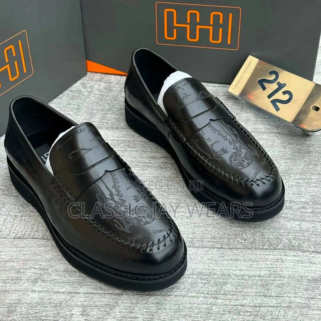 Signature Quality Shoe Available Black and Brown
