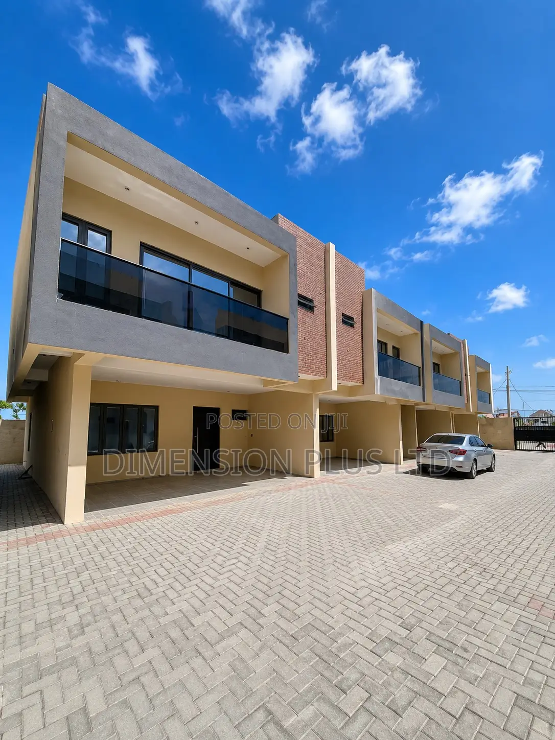 3bdrm Duplex in Sangotedo for sale