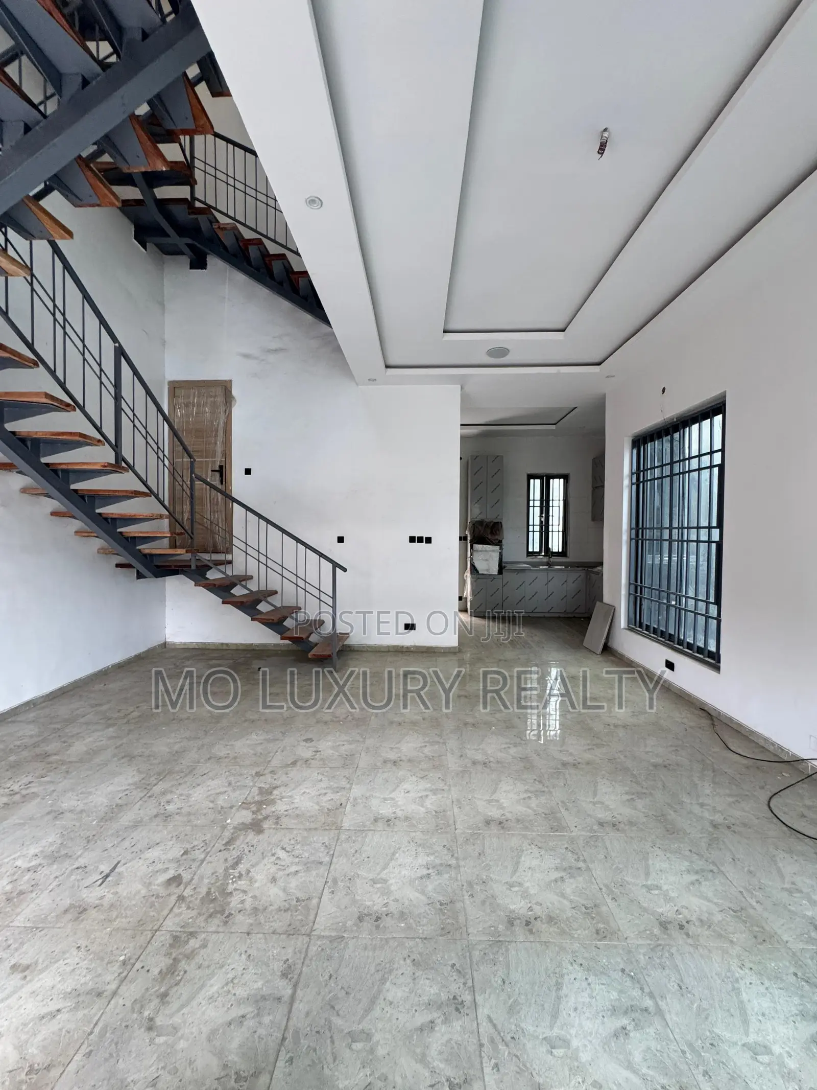 5bdrm Duplex in Ikate for sale