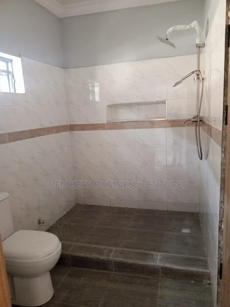 2bdrm Apartment in Icast, Akala Express for rent