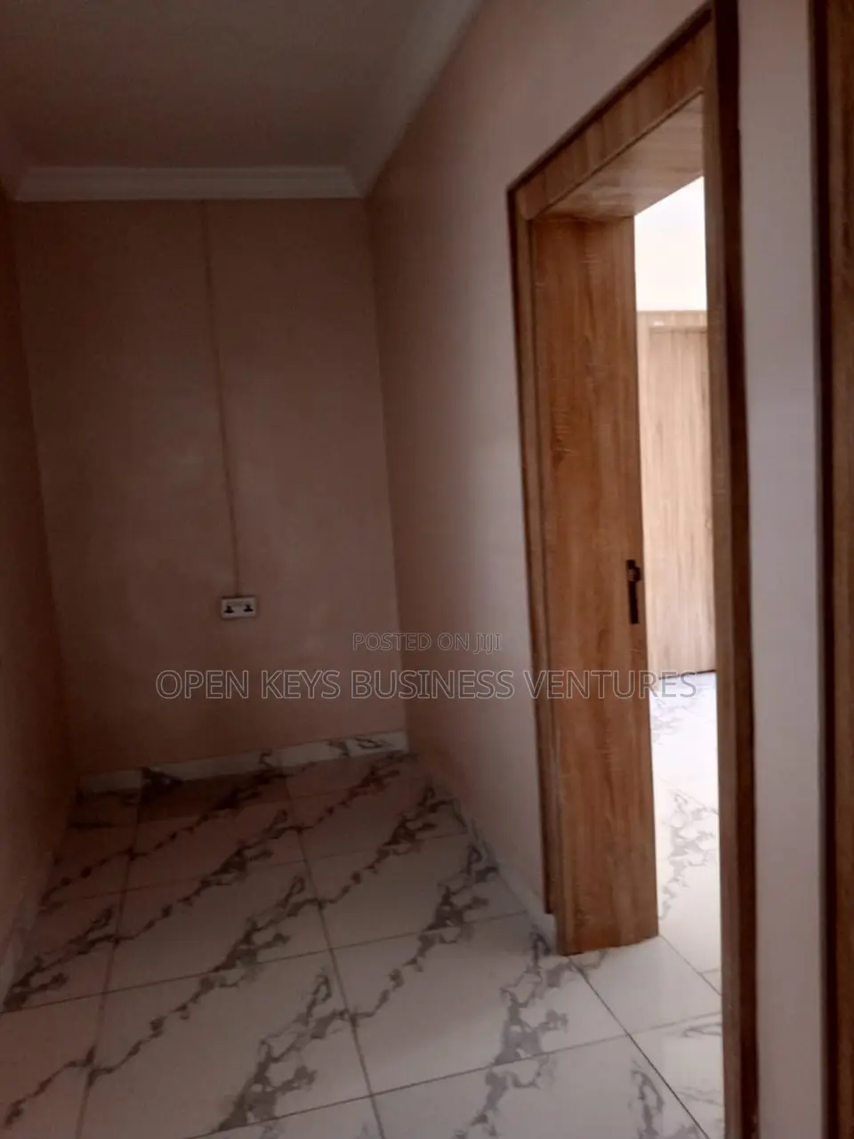 2bdrm Apartment in Icast, Akala Express for rent