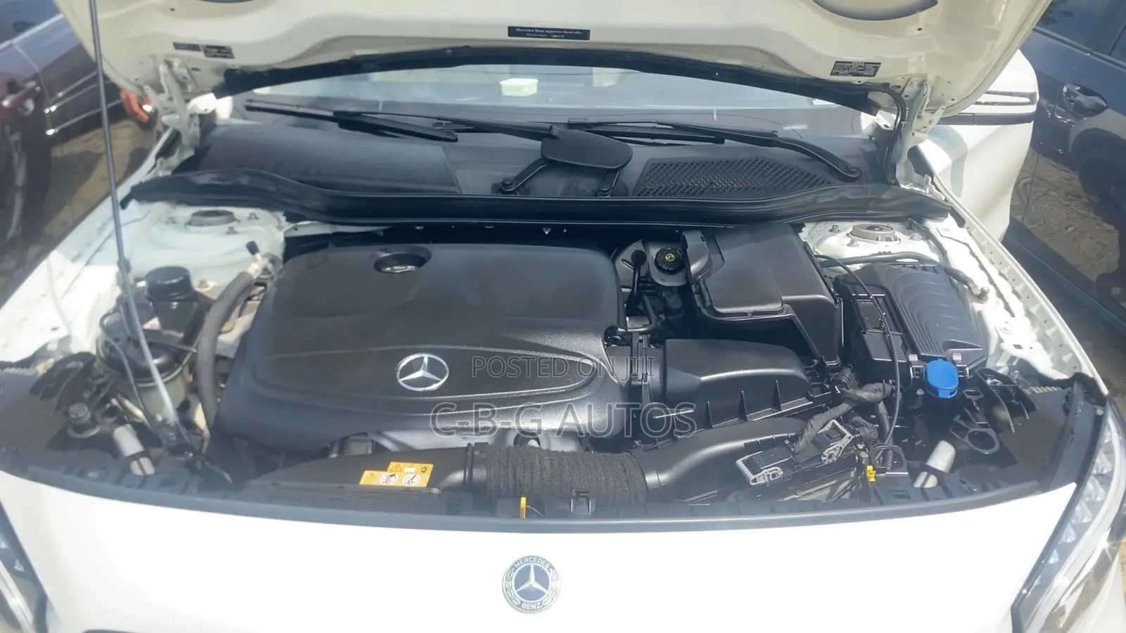 Mercedes-Benz GLA 250 2017 White