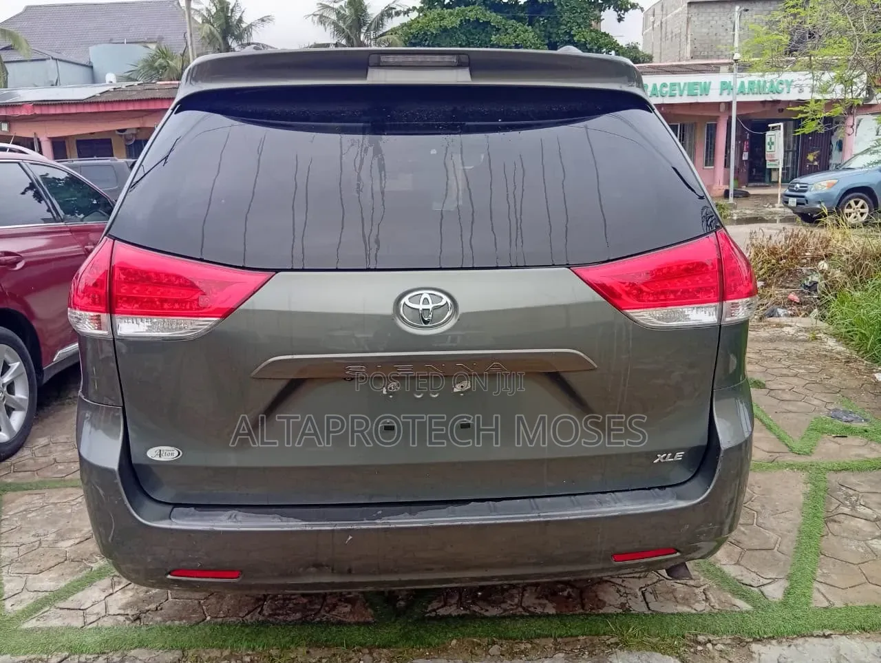 Toyota Sienna 2013 Gray