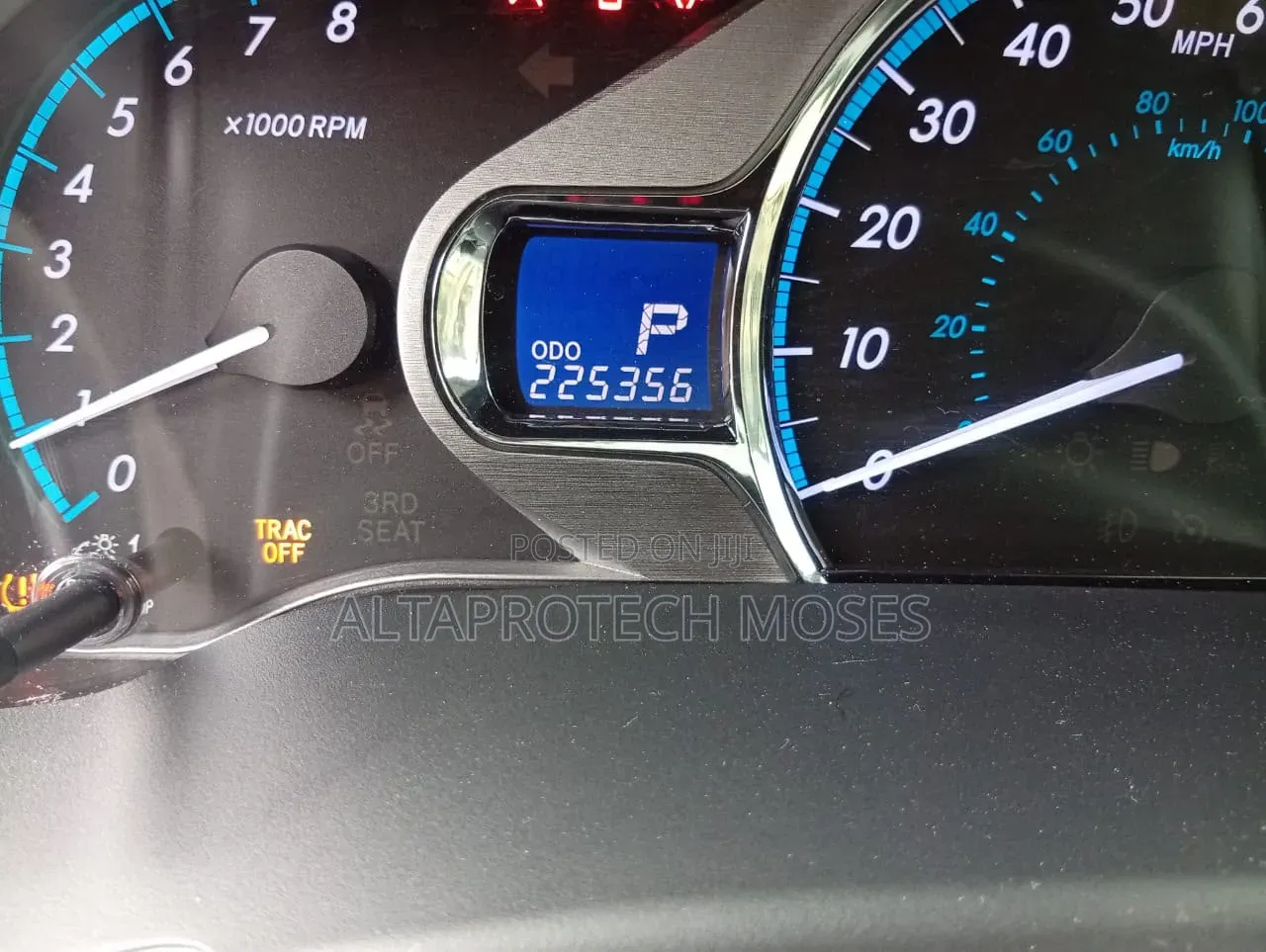 Toyota Sienna 2013 Gray