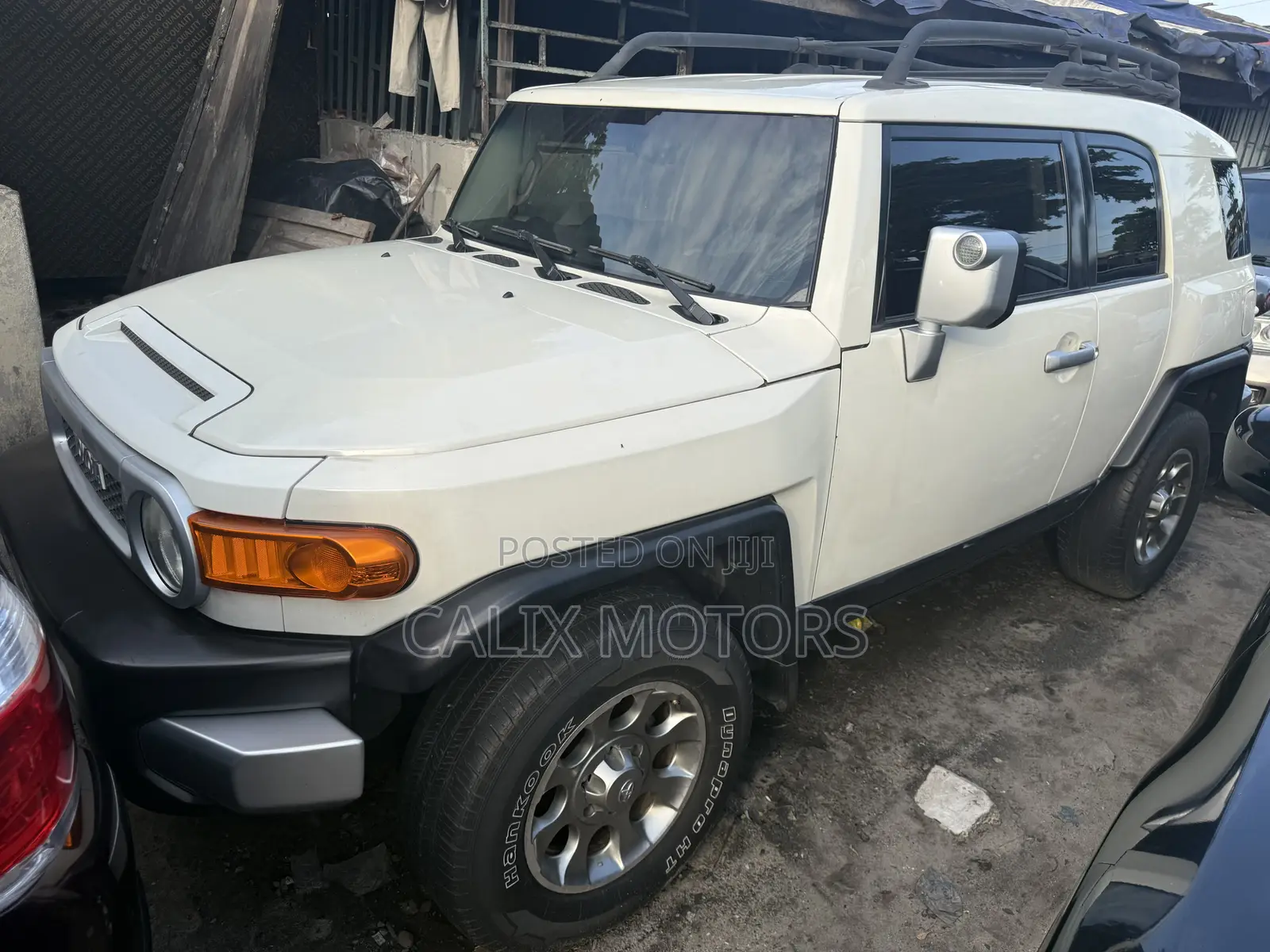 Toyota FJ Cruiser 2012 White