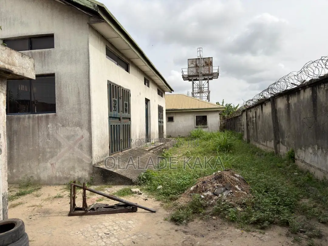 Warehouse for Sale Directly on Lekki-Epe Expressway