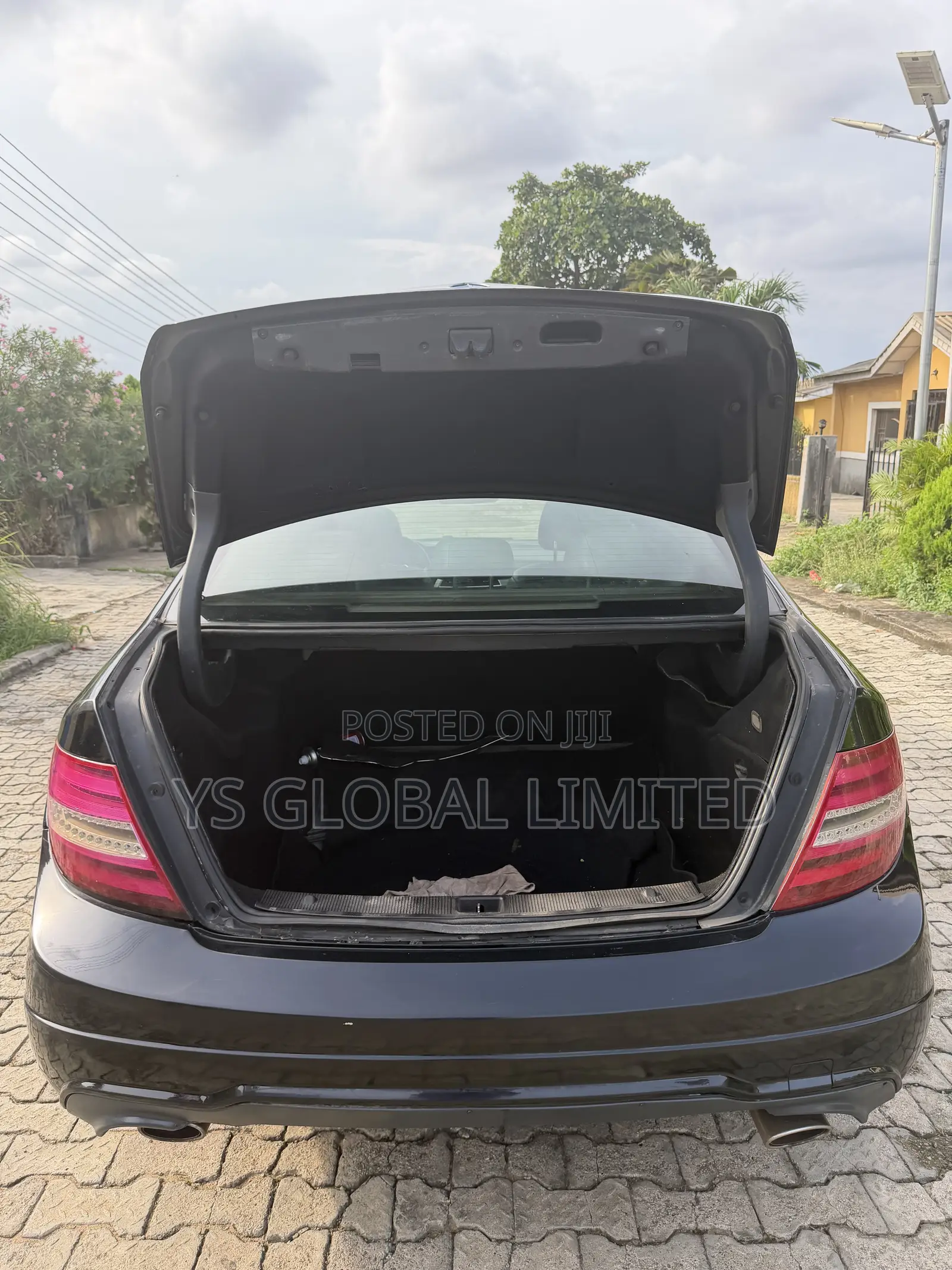 Mercedes-Benz C300 2008 Black