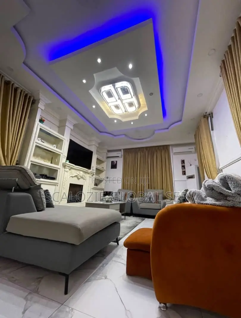 6bdrm Duplex in Peter Odili Port for sale