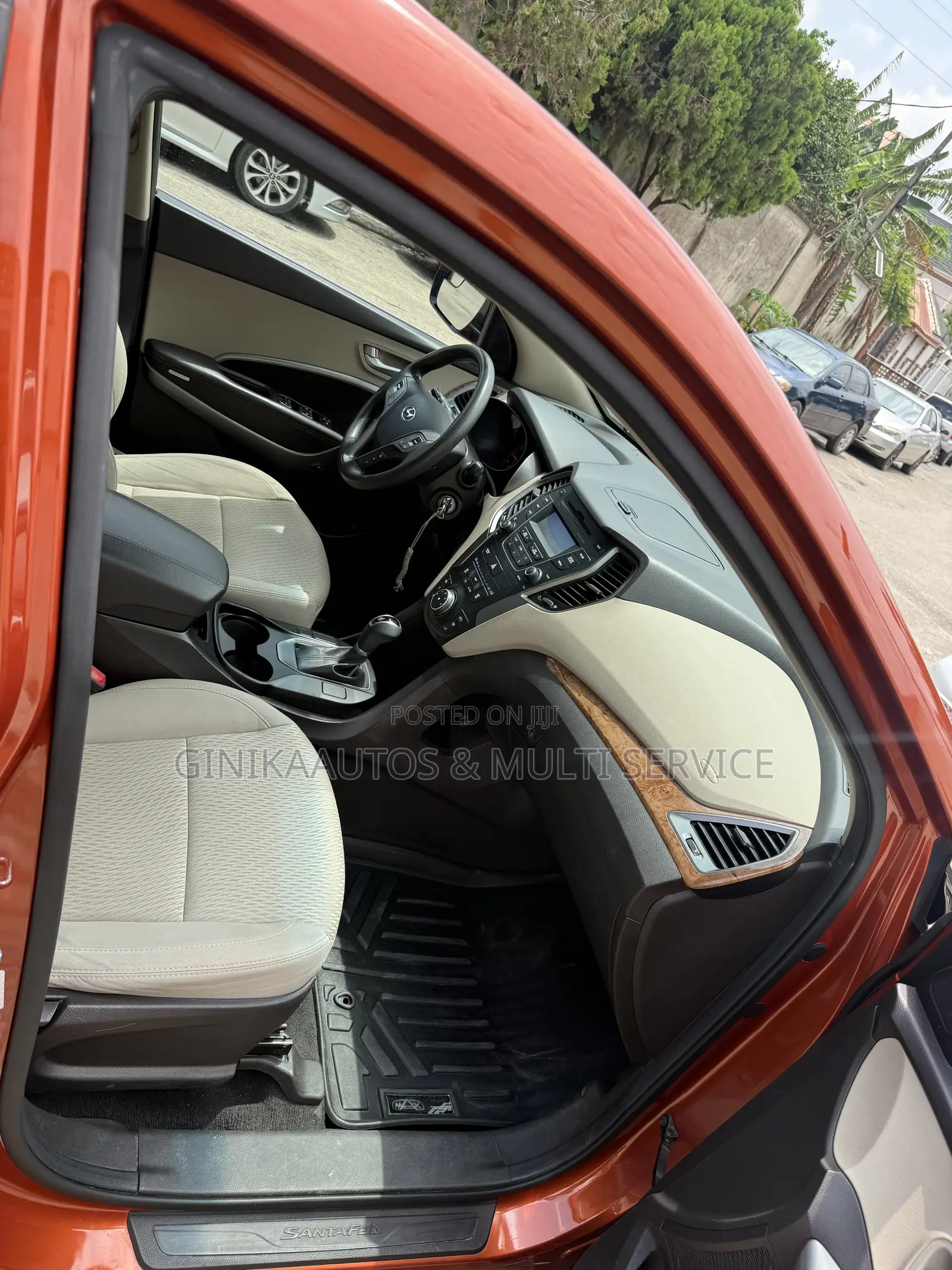 Hyundai Santa Fe SE FWD 2016 Orange