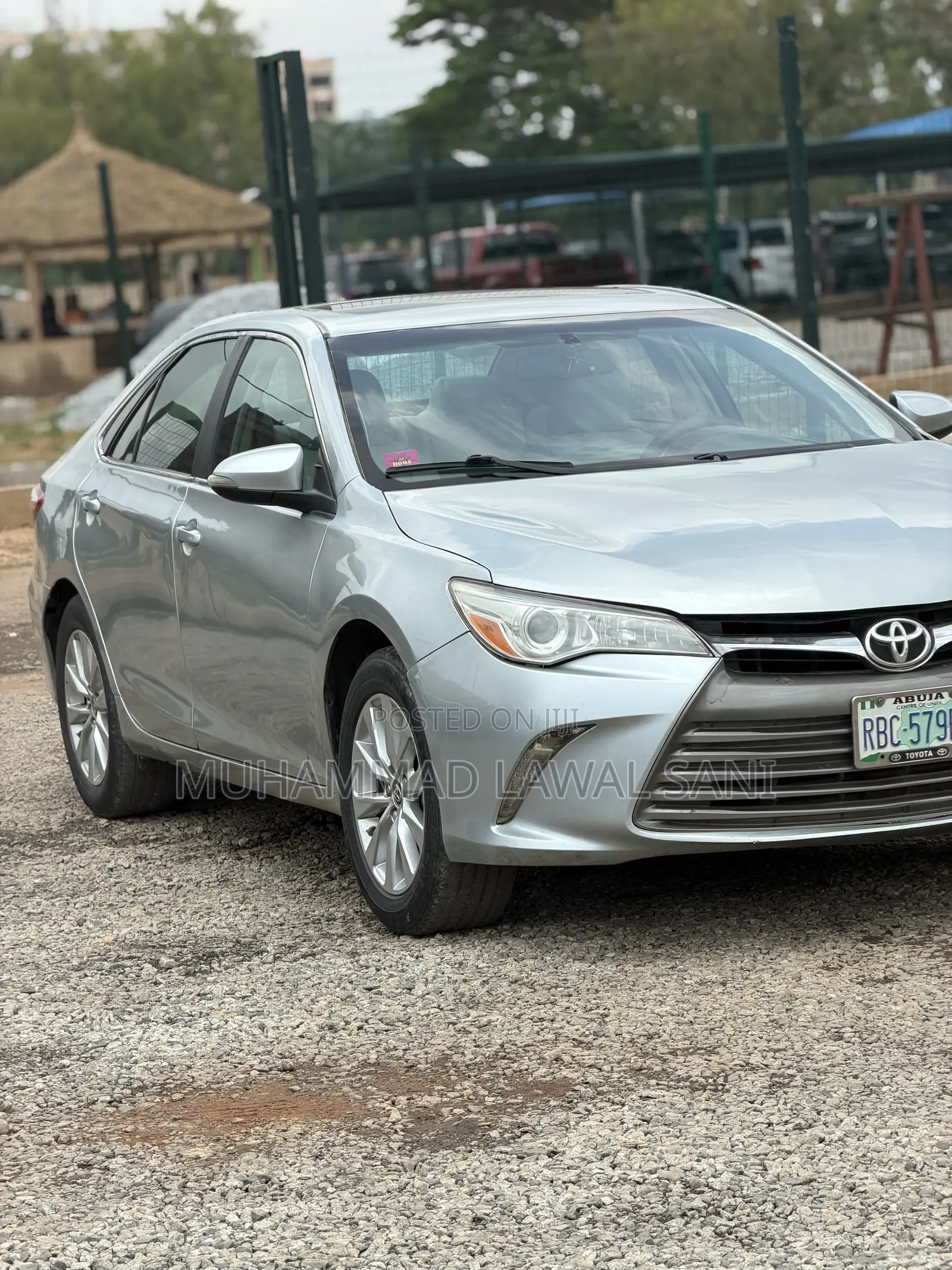 Toyota Camry 2015 Silver