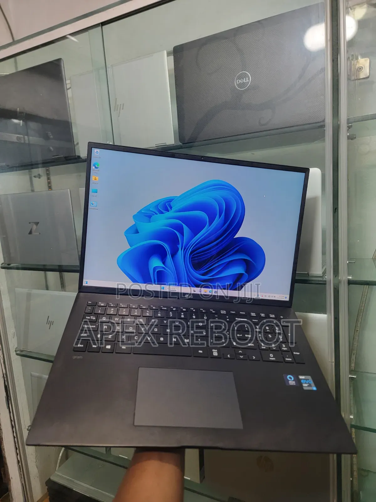 Laptop LG Gram 15.6 16GB Intel Core i7 SSD 256GB