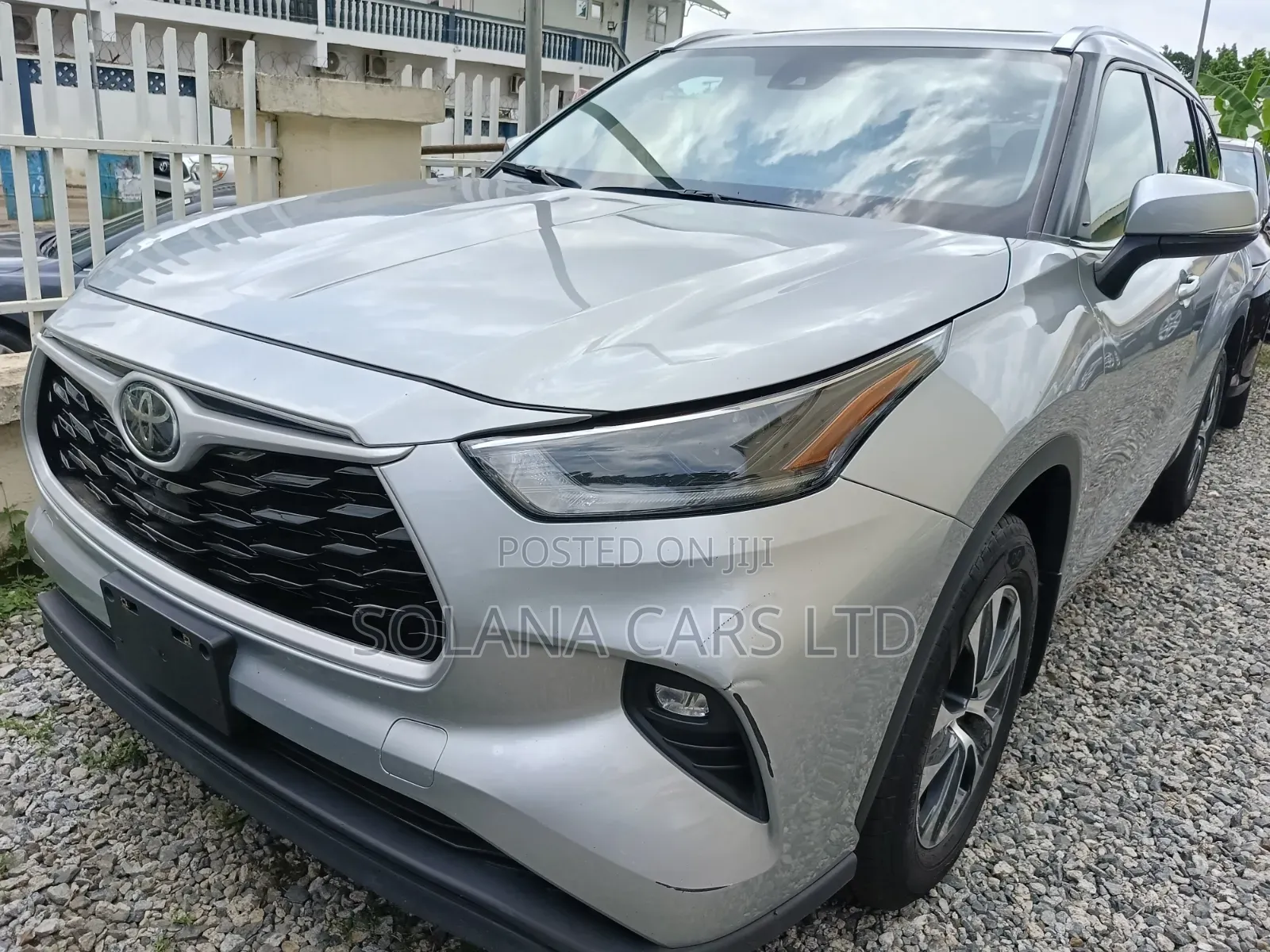 Toyota Highlander 2021 Silver