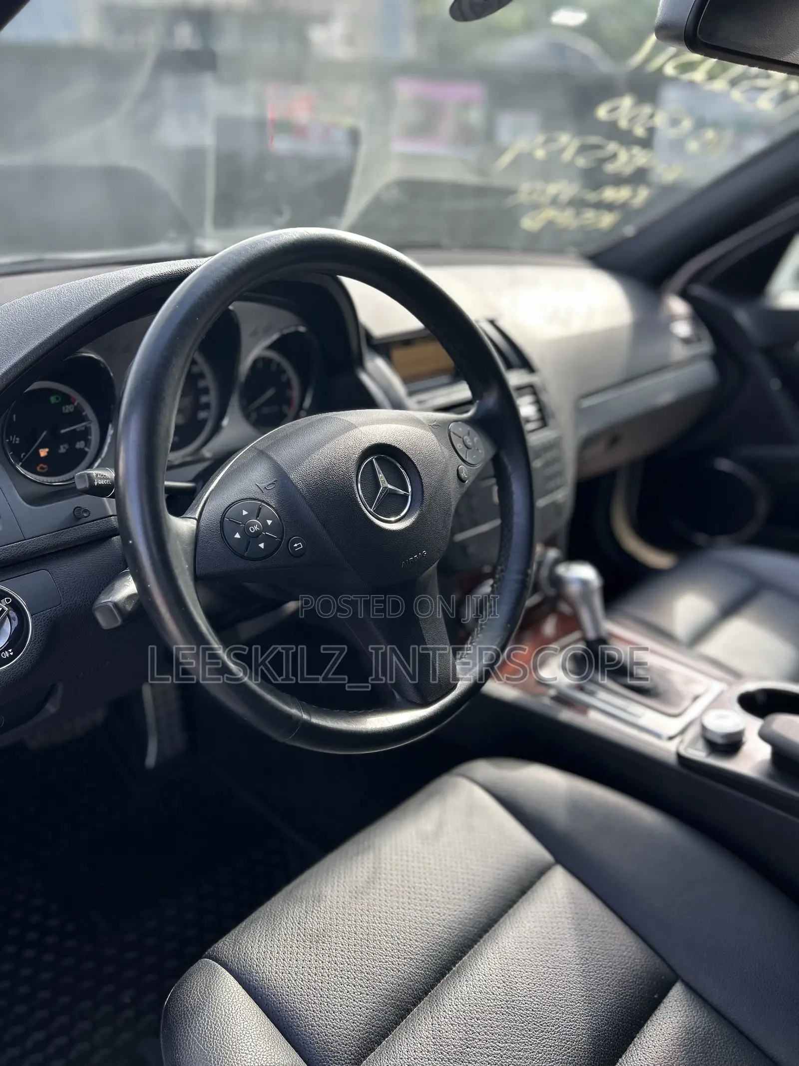Mercedes-Benz C300 2010 White