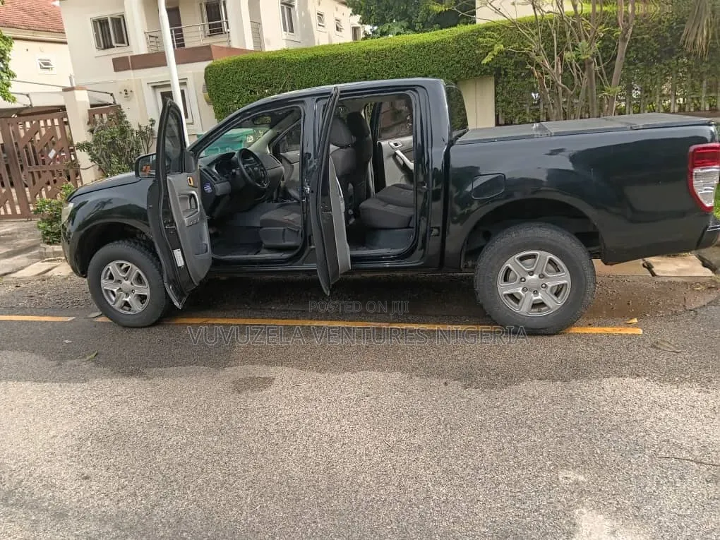 Ford Ranger Wildtrak 2013 Black