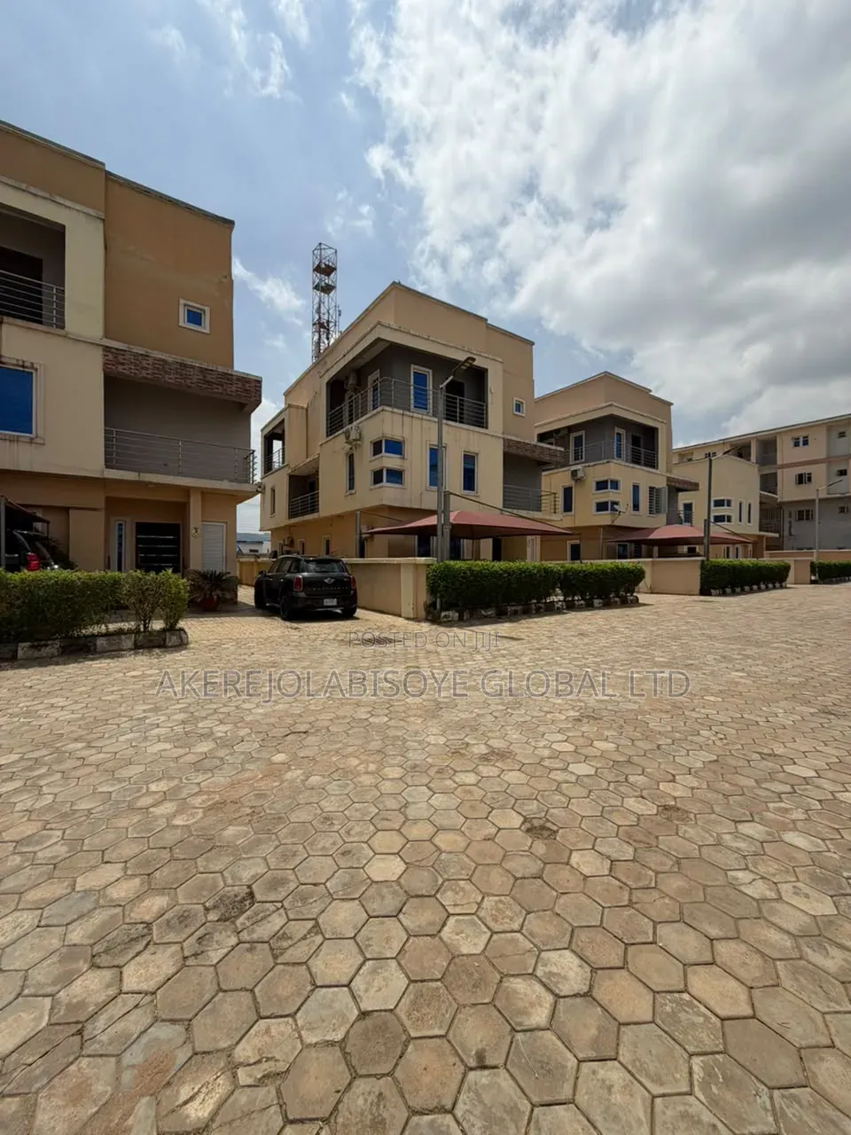 4bdrm Duplex in Katampe Main Abuja for sale