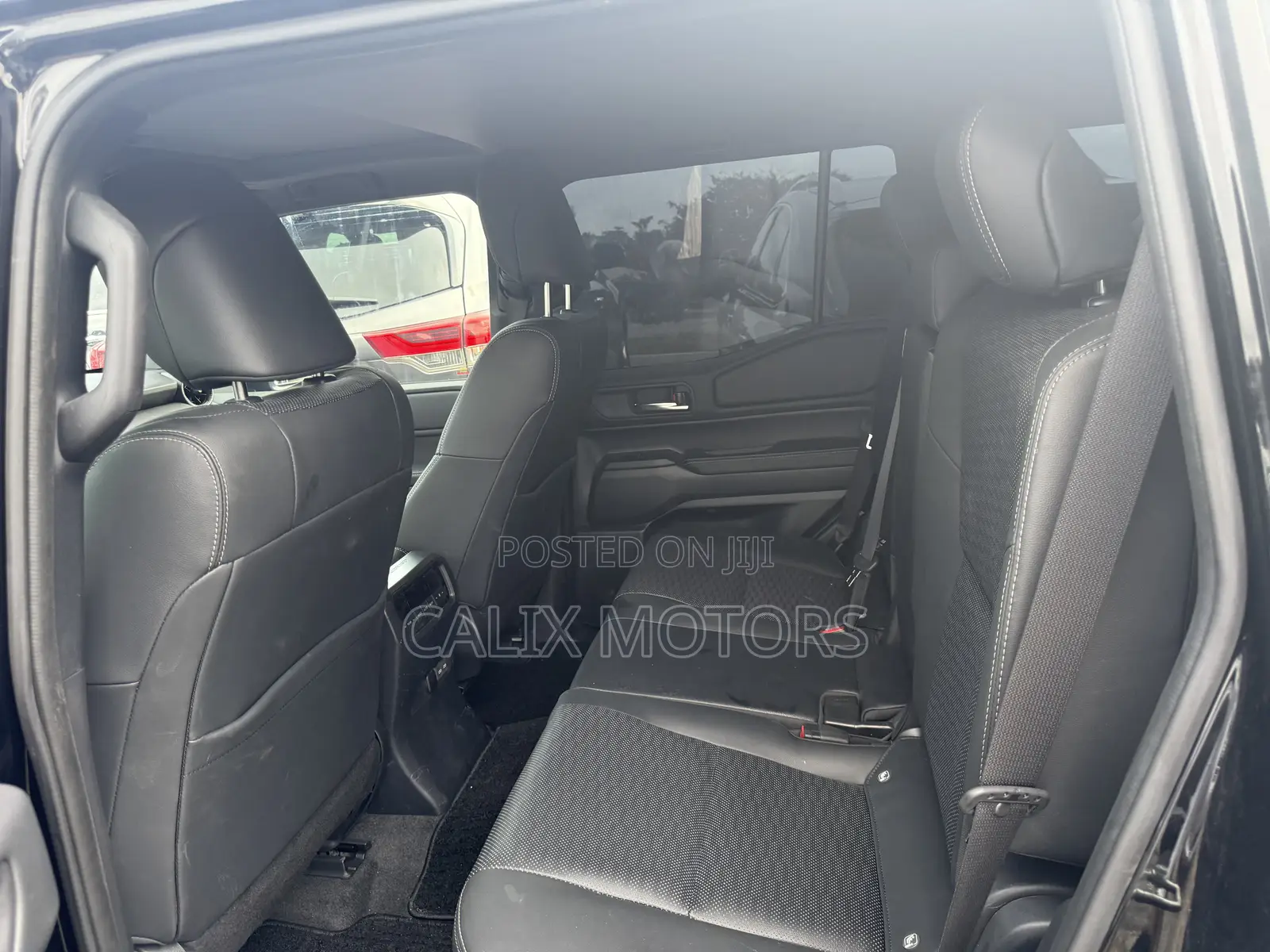 Toyota Land Cruiser 2025 Black