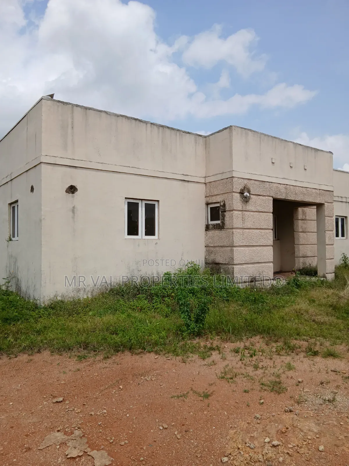 3bdrm Bungalow in Bungalow City, Dei-Dei for sale