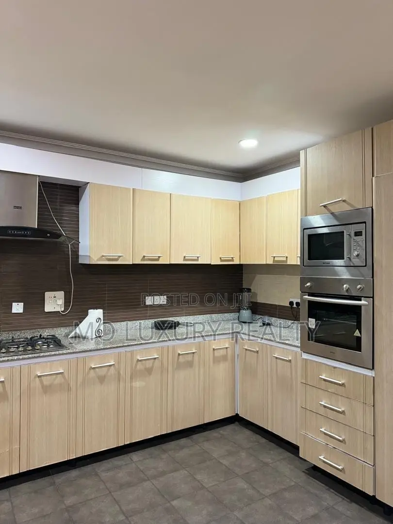 Furnished 3bdrm Apartment in Banana Island for rent
