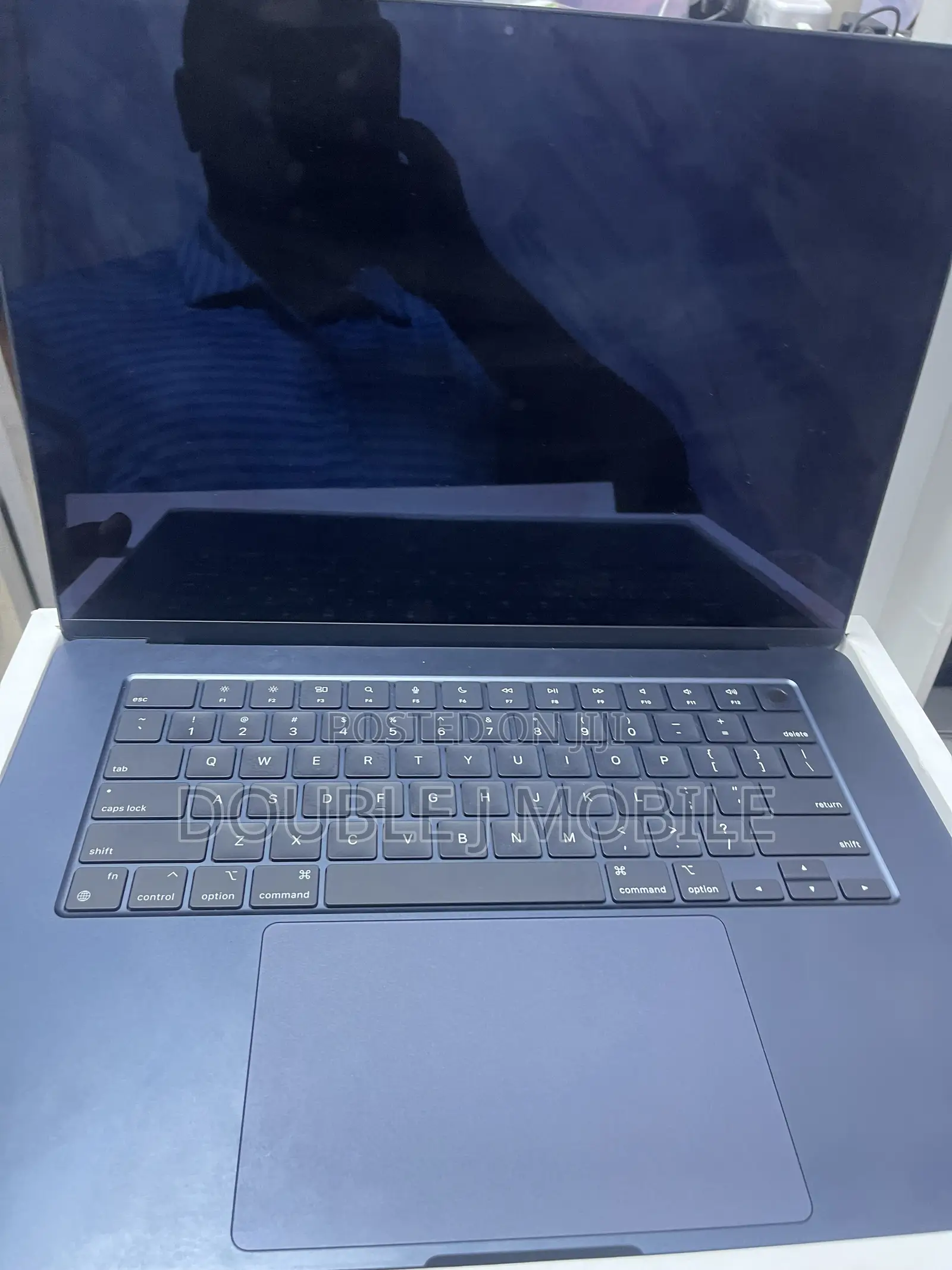 Laptop Apple MacBook Air 2022 M2 8GB Apple M2 SSD 512GB
