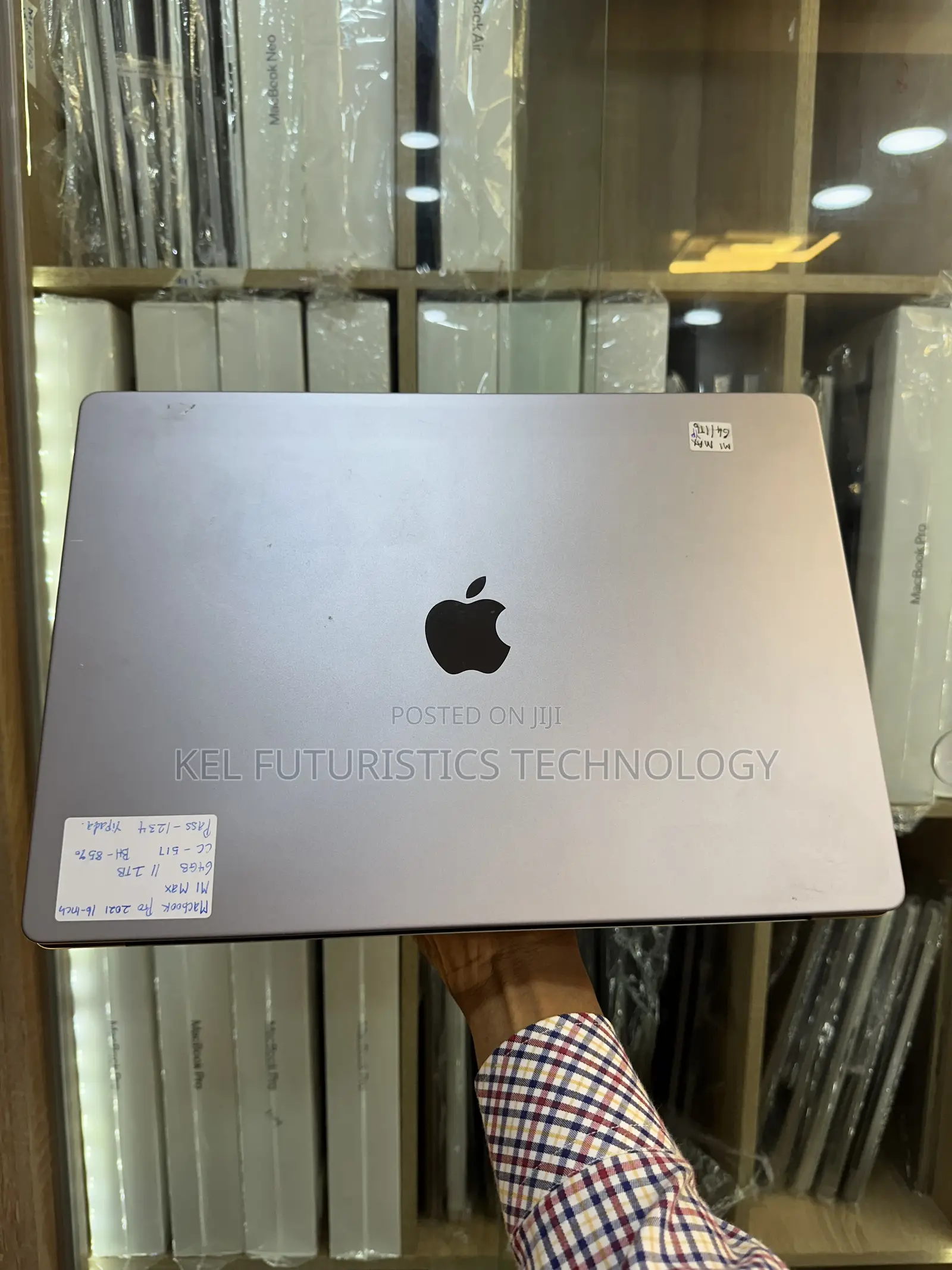 Laptop Apple MacBook Pro 2021 M1 Max 64GB Apple M1 Max SSD 1T