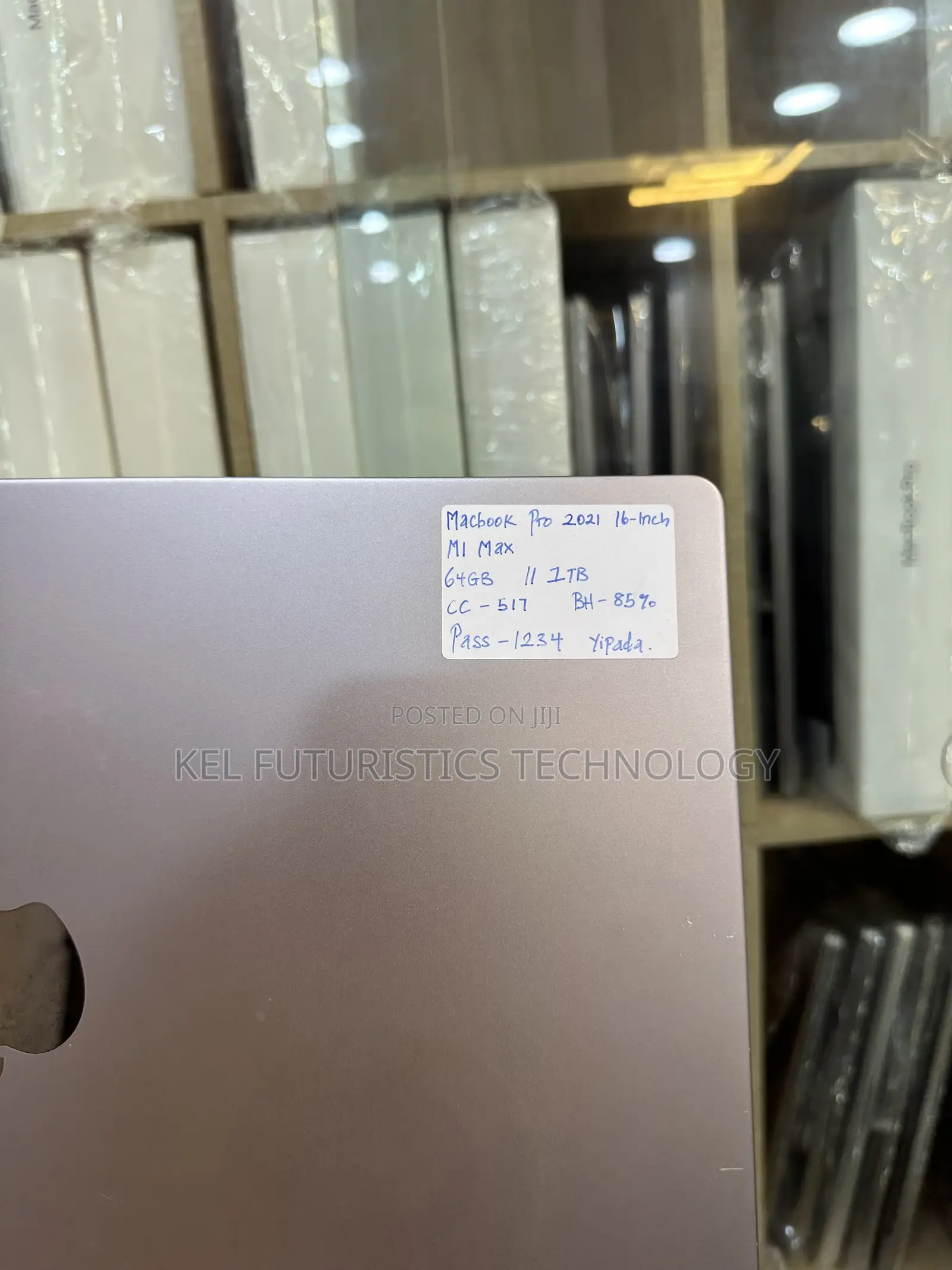 Laptop Apple MacBook Pro 2021 M1 Max 64GB Apple M1 Max SSD 1T