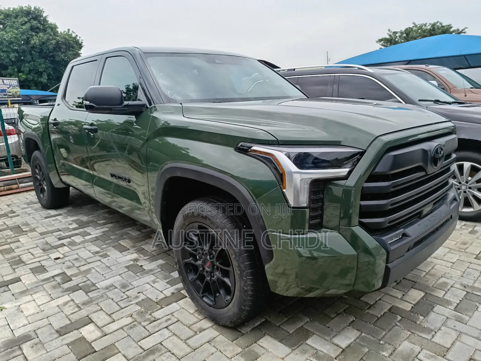 Toyota Tundra SR5 Double Cab 8.1' Bed 2023