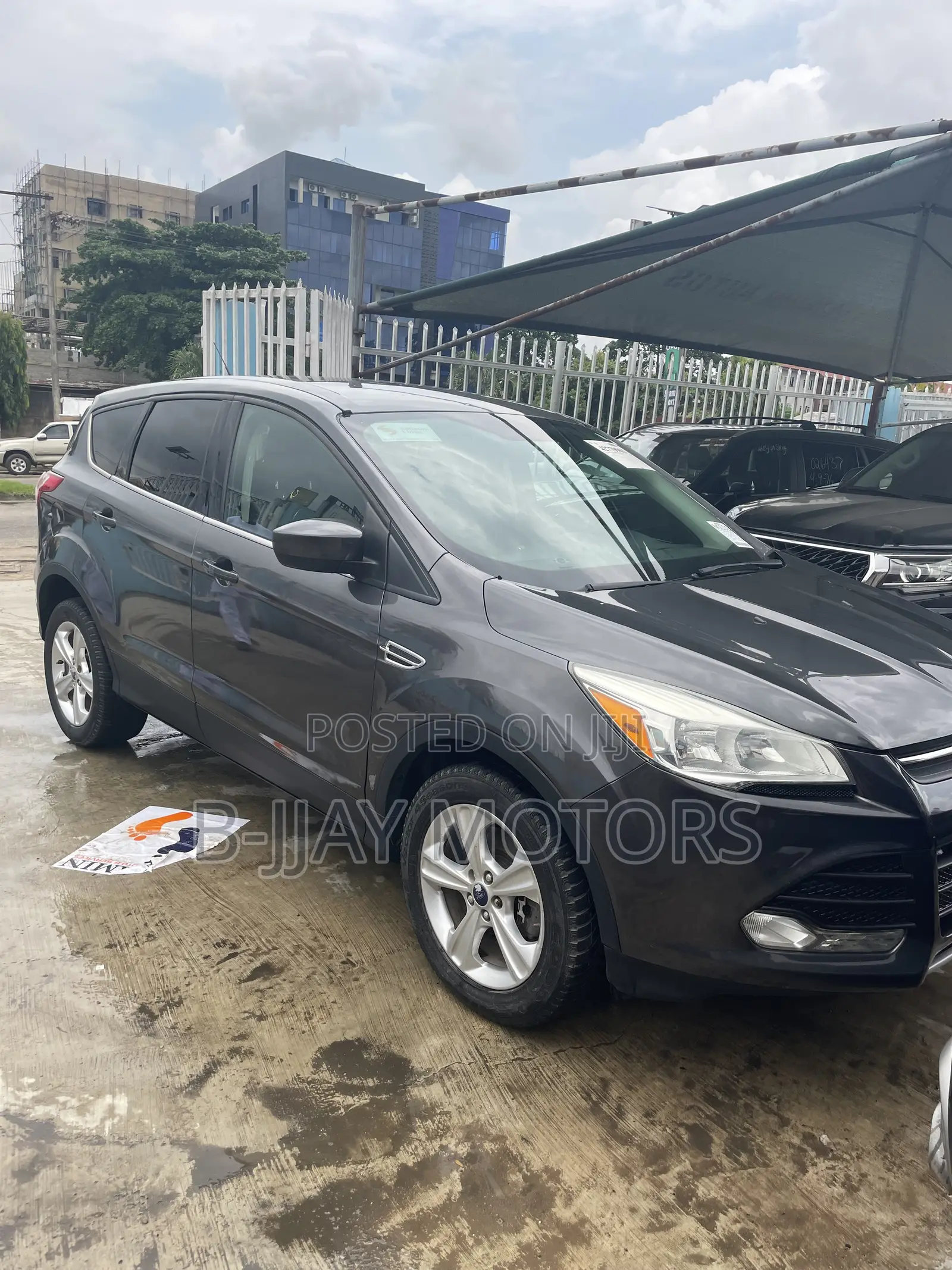 Ford Escape SE 4dr SUV AWD (1.6L 4cyl Turbo 6A) 2015 Gray
