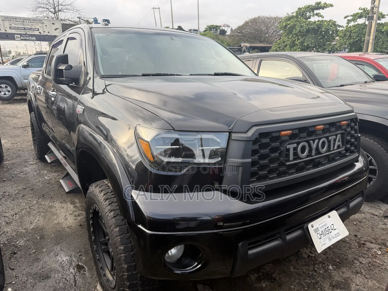 Toyota Tundra 2012 Black