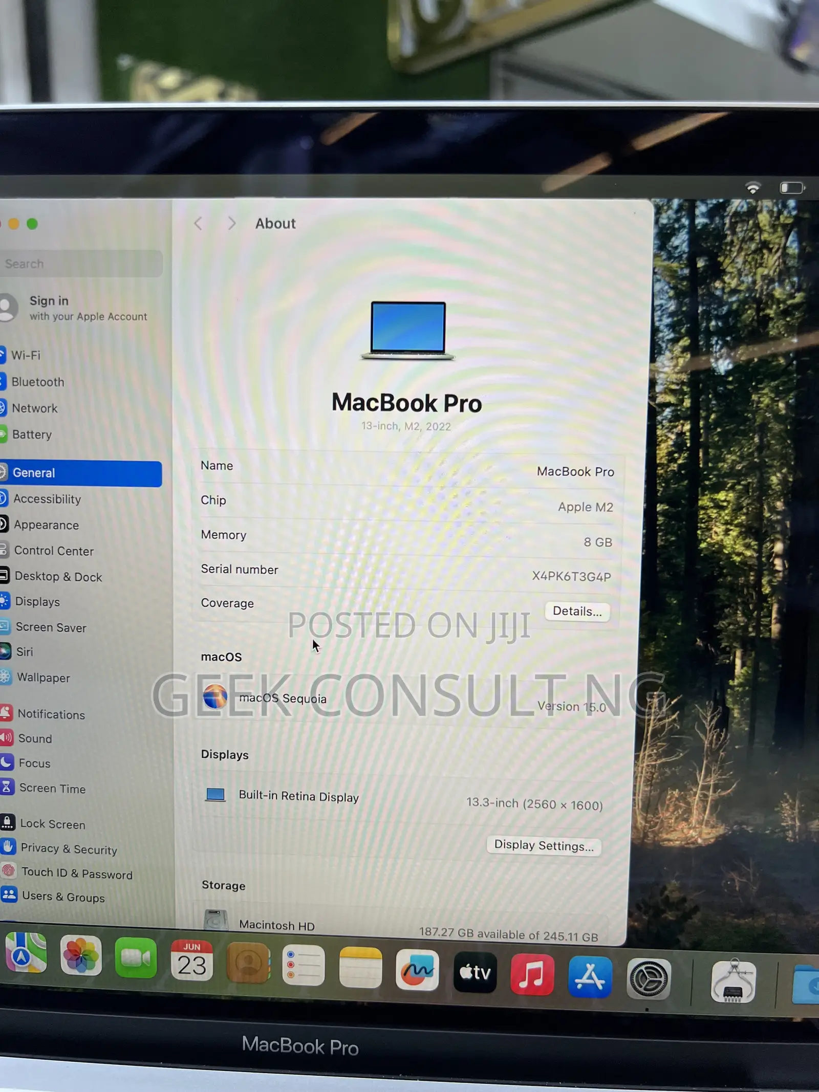 Laptop Apple MacBook Pro 2022 M2 8GB Apple M2 SSD 256GB