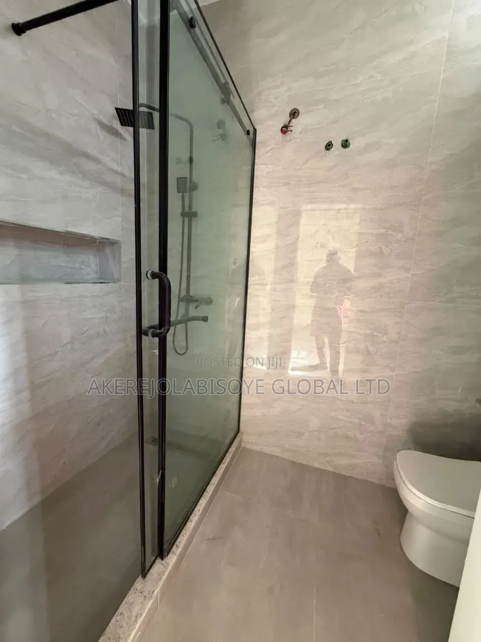 4bdrm Duplex in Gwarinpa Main Abuja, Life Camp for sale