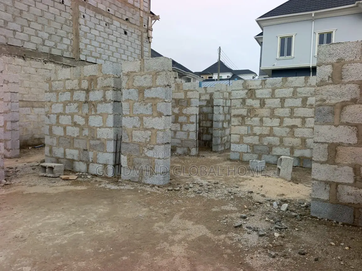4bdrm Duplex in M&B Villa Estate, Sabon Lugbe for sale