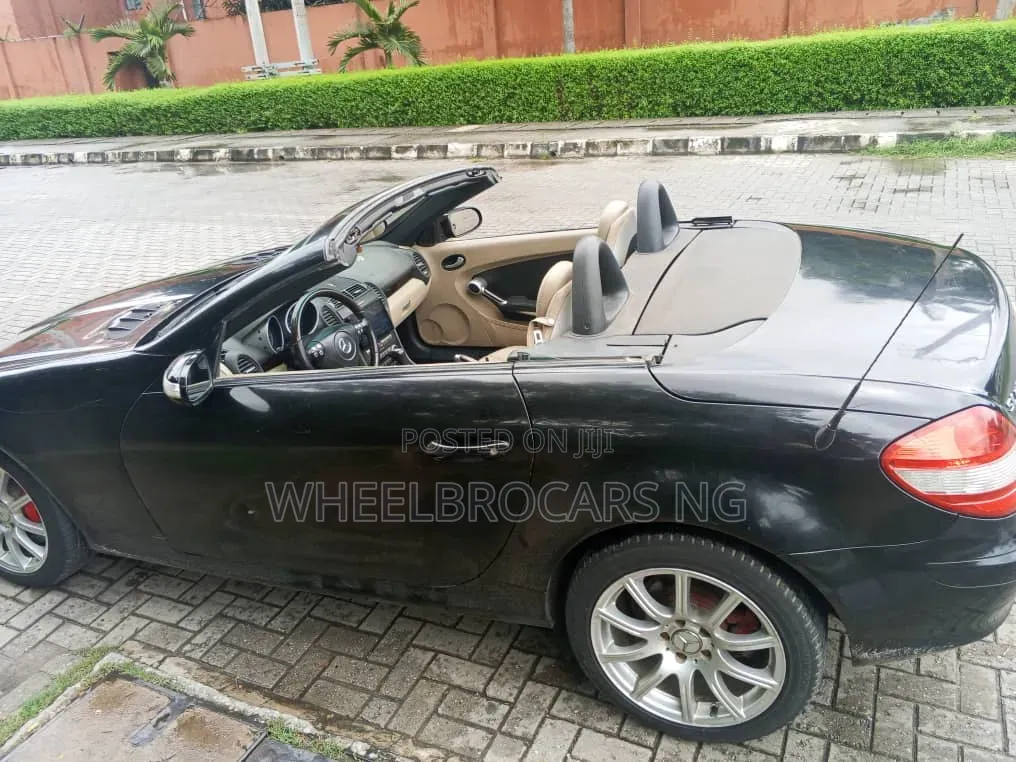 Mercedes-Benz SLK-Class 2006 Black