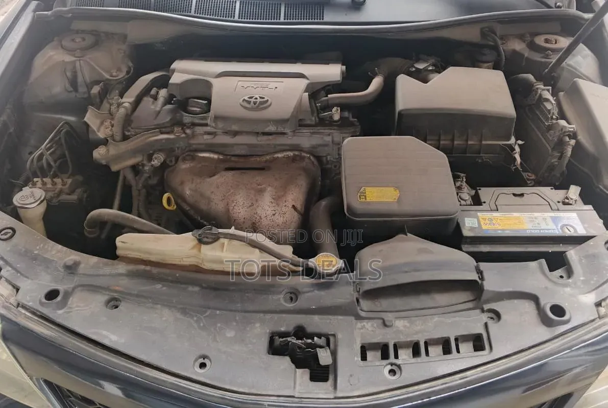Toyota Camry SE 4dr Sedan (2.5L 4cyl 6A) 2014 Black