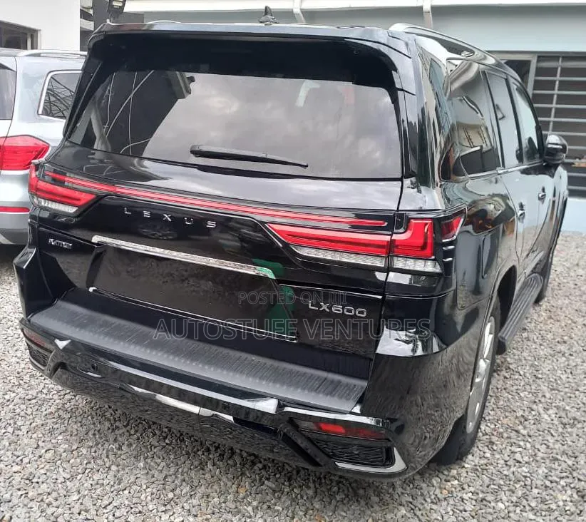 Lexus LX 570 AWD 2014 Black