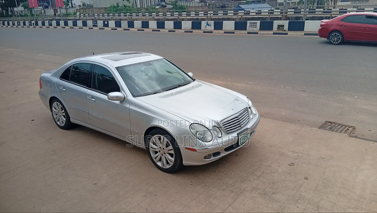 Mercedes-Benz E350 2005 Silver