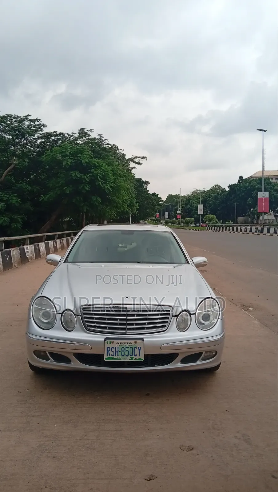 Mercedes-Benz E350 2005 Silver