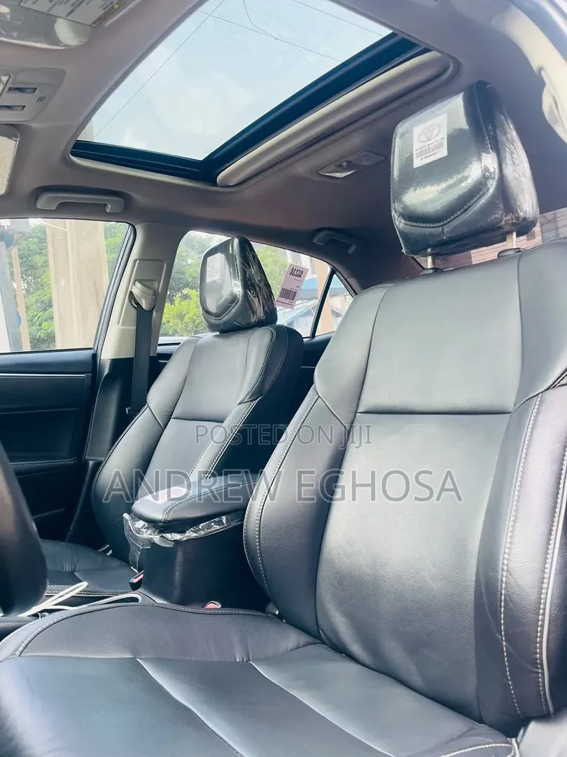 Toyota Corolla 2015 Blue