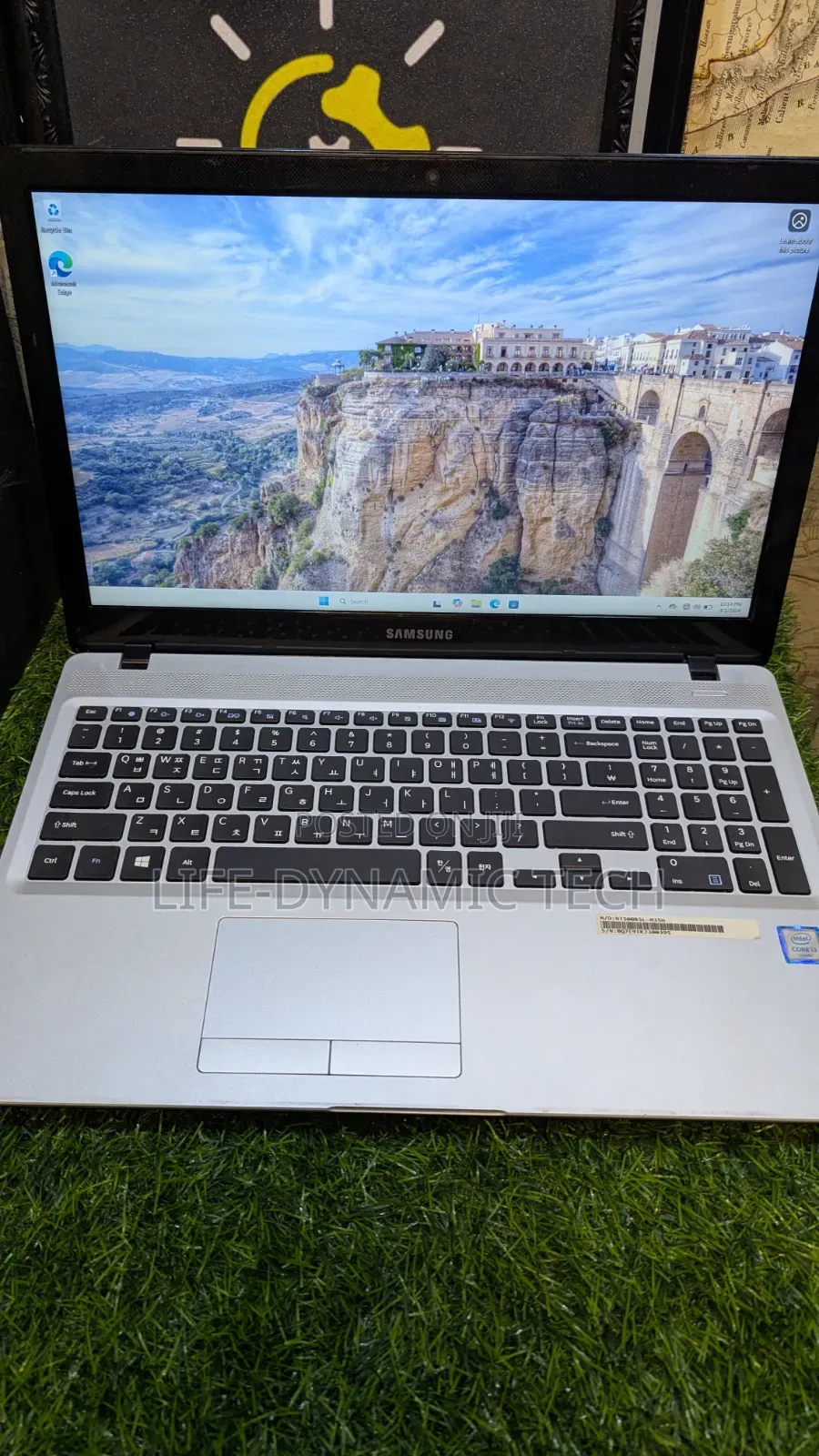 Laptop Samsung Ativ 4GB Intel Core i3 SSD 128GB