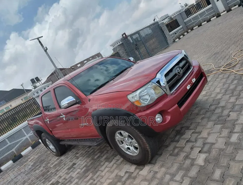Toyota Tacoma 2010 Red