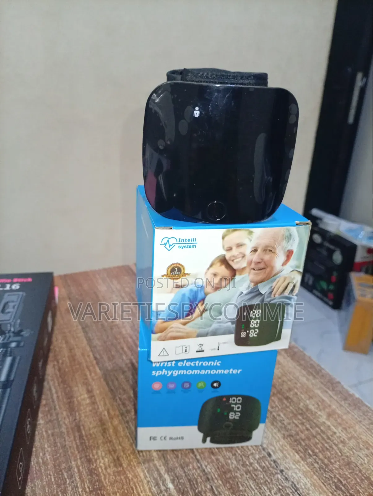 Rechargeable Wrist (Bp) Blood Pressure Monitor (Sphyghomanometer)