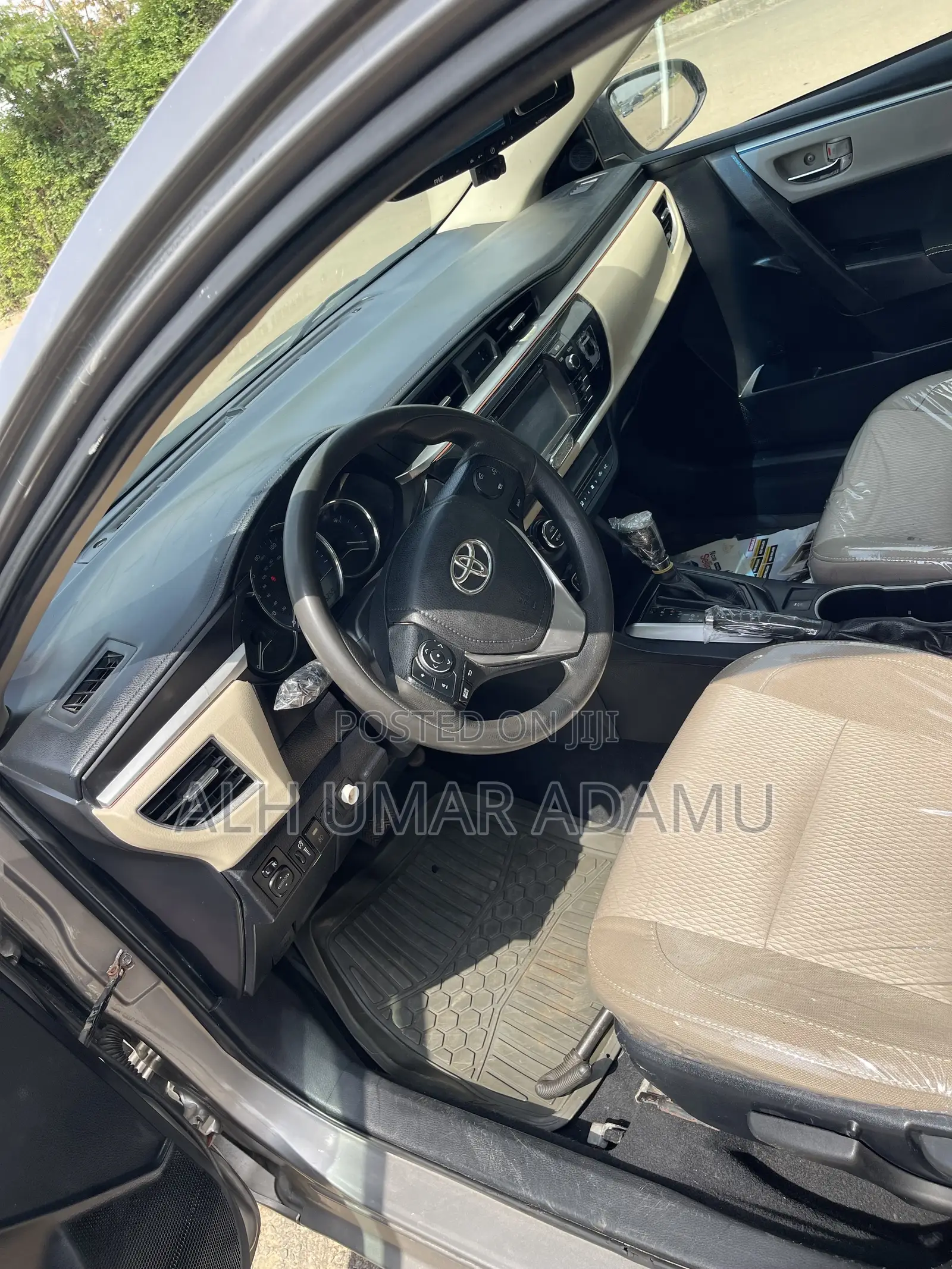 Toyota Corolla 2015