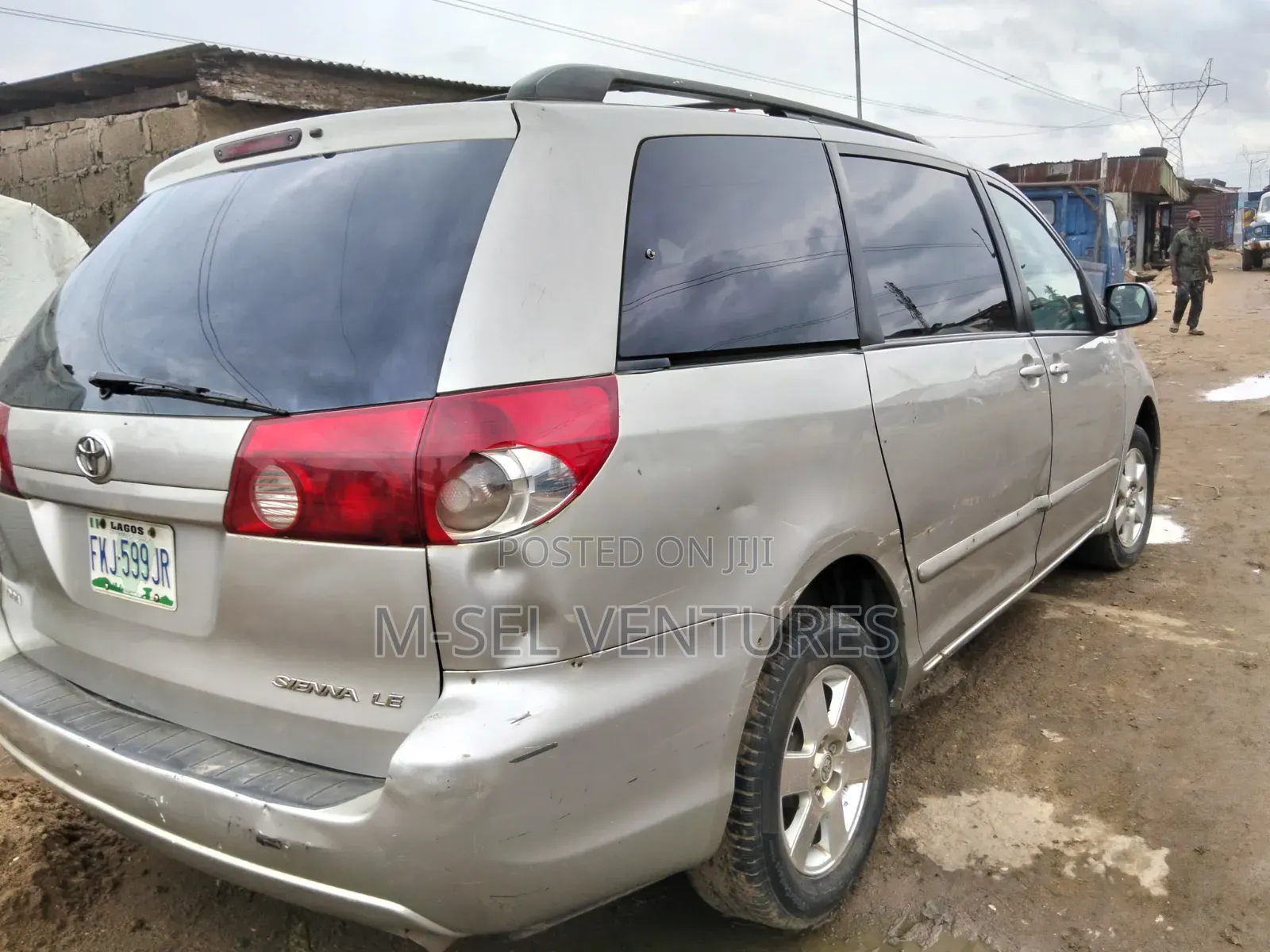 Toyota Sienna 2009 Silver