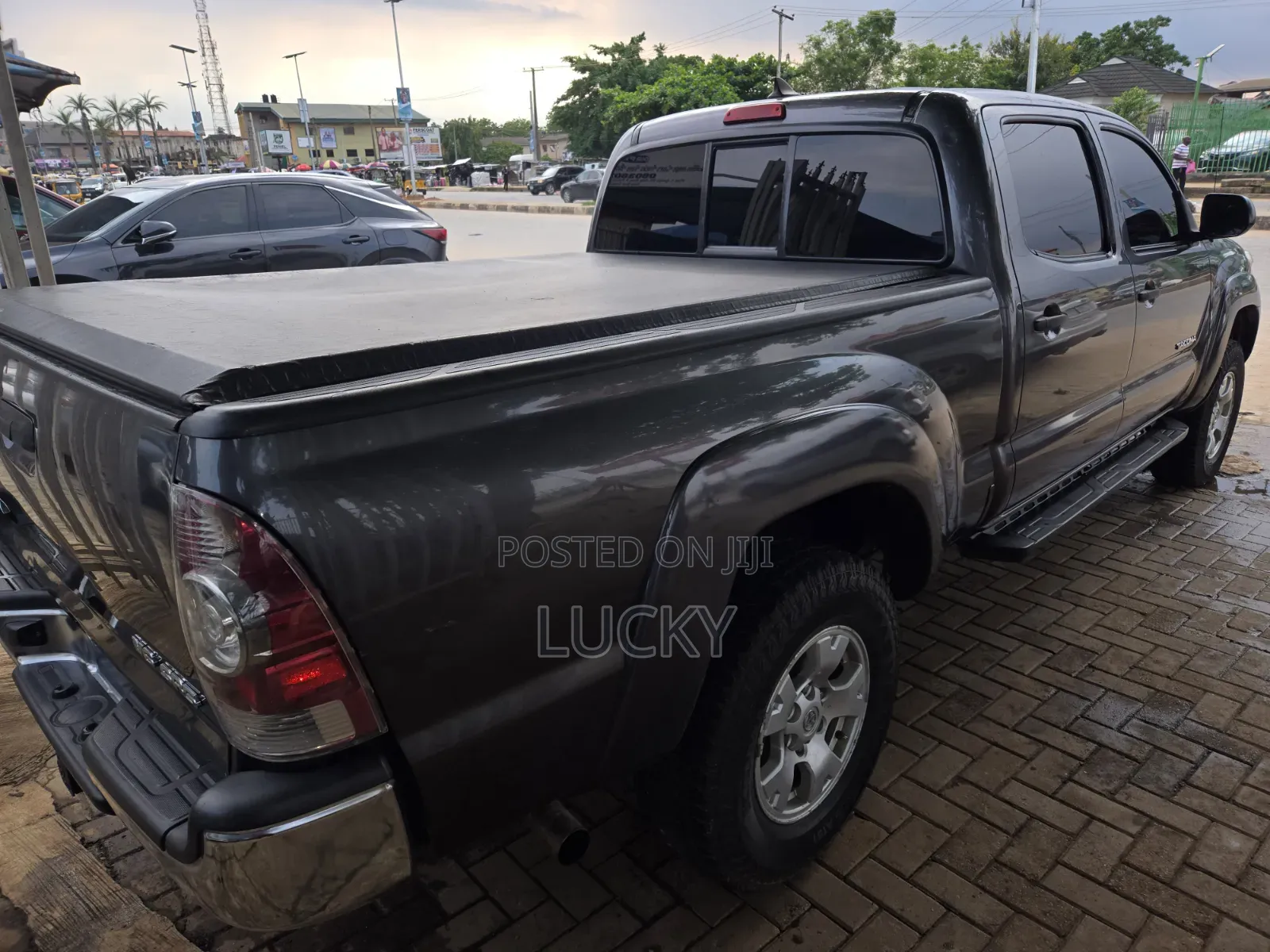 Toyota Tacoma 2014 Gray
