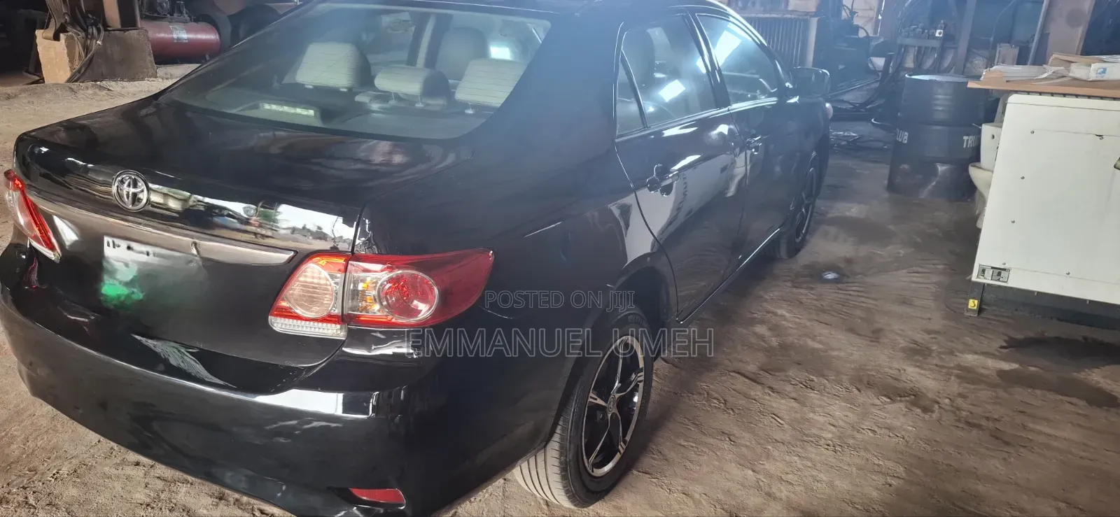 Toyota Corolla LE 4dr Sedan (1.8L 4cyl 4A) 2013 Black