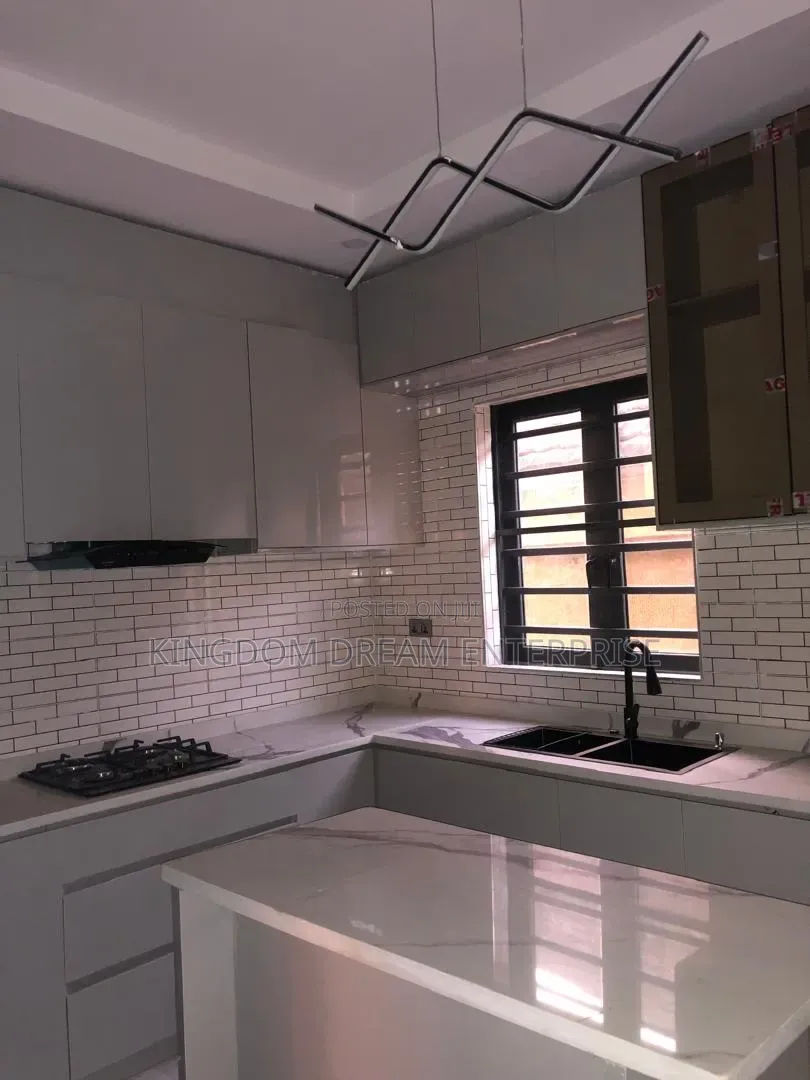 4 Bedroom Townhouse/Terrace In Ogba Gra For Sale