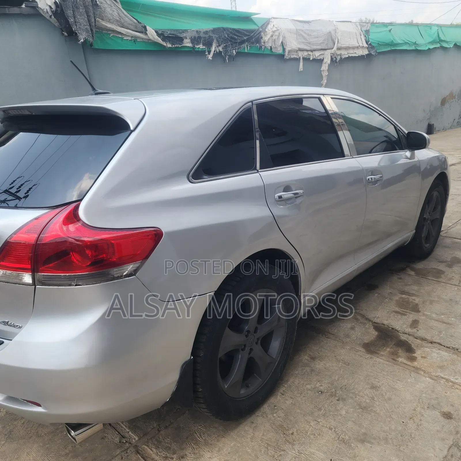 Toyota Venza 2011 Silver