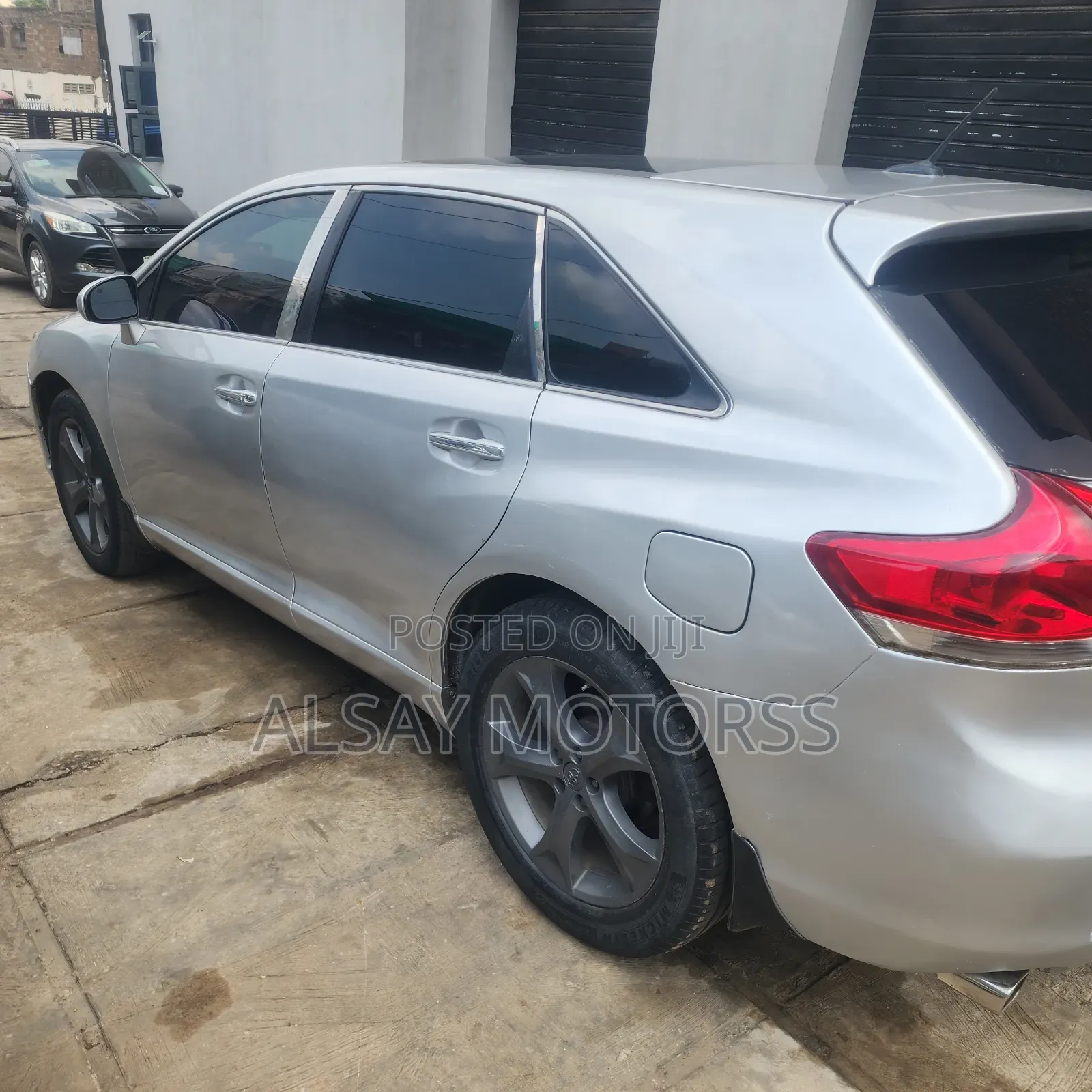 Toyota Venza 2011 Silver