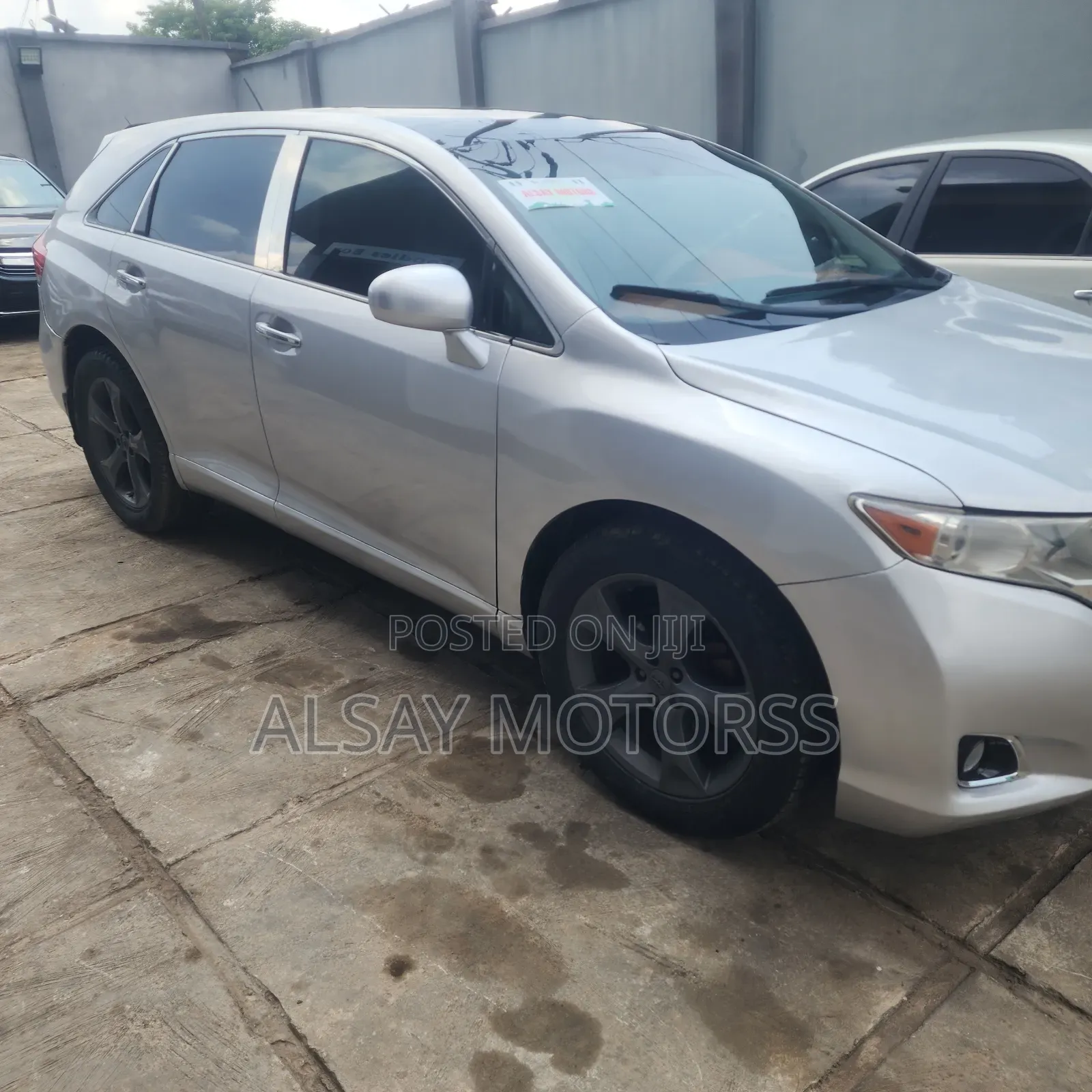 Toyota Venza 2011 Silver
