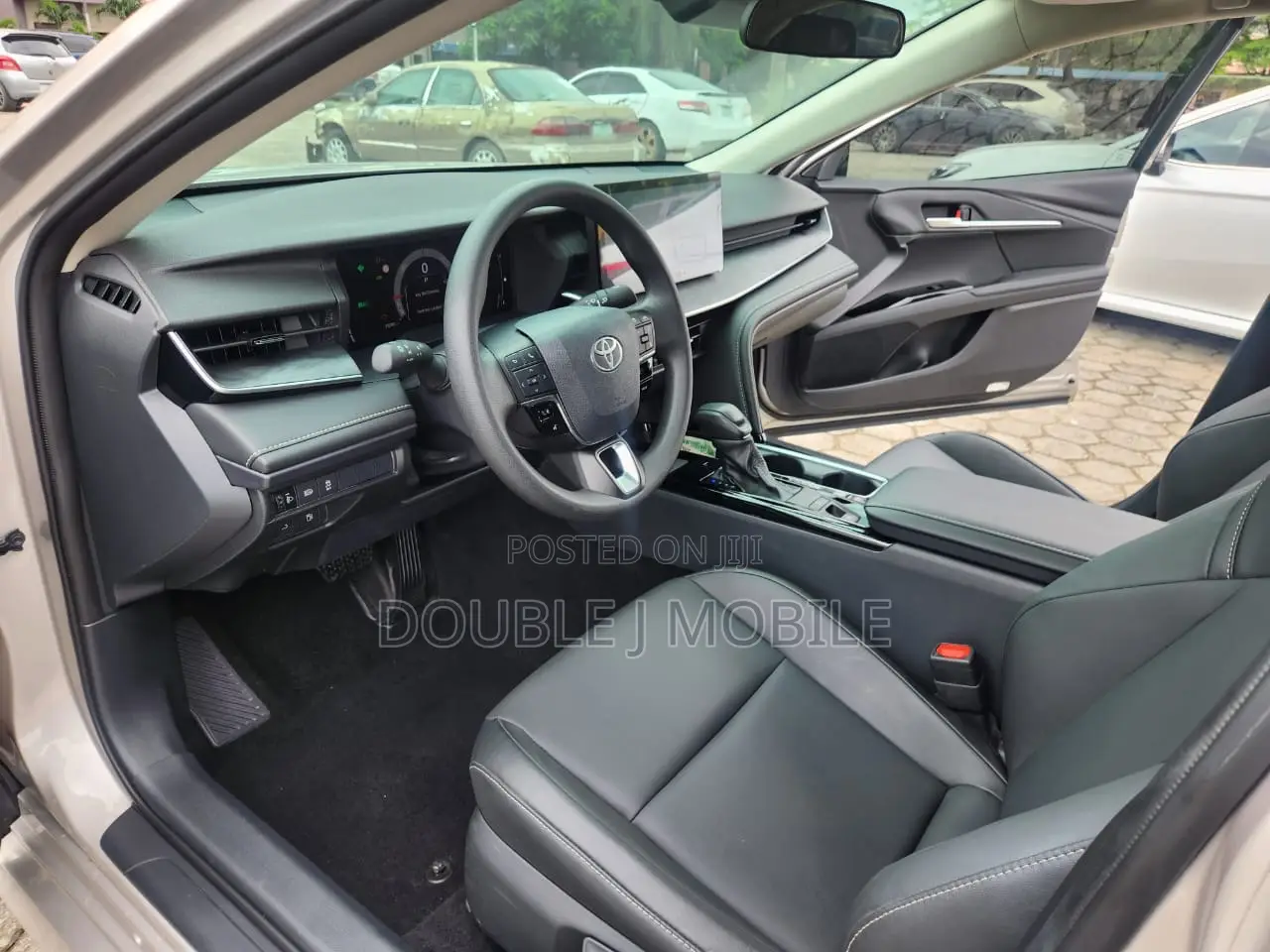 Toyota Camry LE 2025
