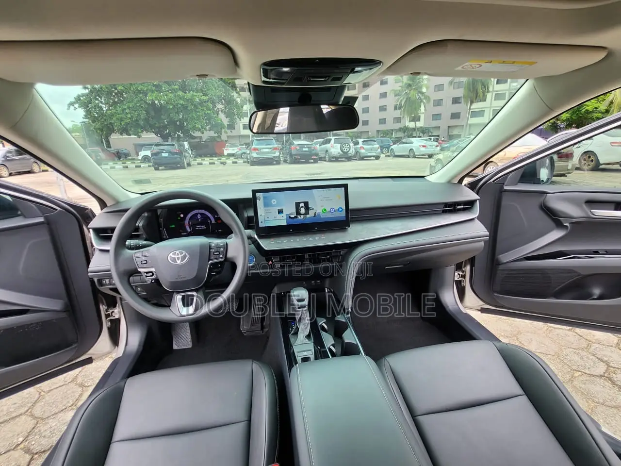 Toyota Camry LE 2025